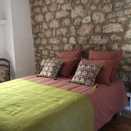 La Demeure Des Poetes