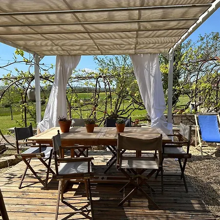 別荘 La Demeure Des Poetes