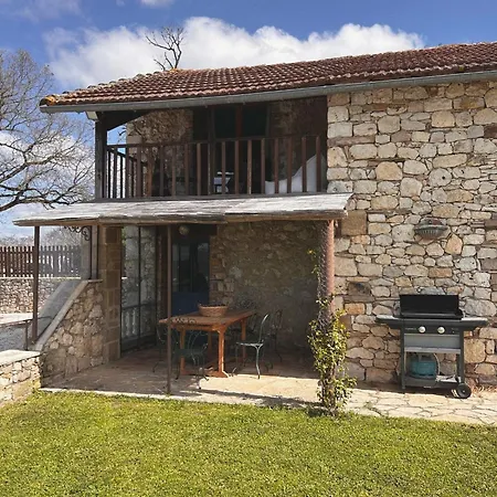 La Demeure Des Poetes * Les Cabannes