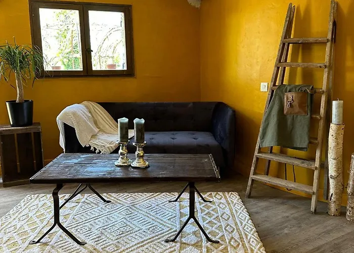 La Demeure Des Poetes * Les Cabannes (Tarn)